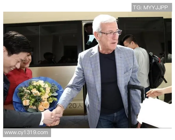 北京羽毛球队在世界杯中的团队协作表现分析与点评 北京羽毛球队在世界杯中的团队协作表现分析与点评